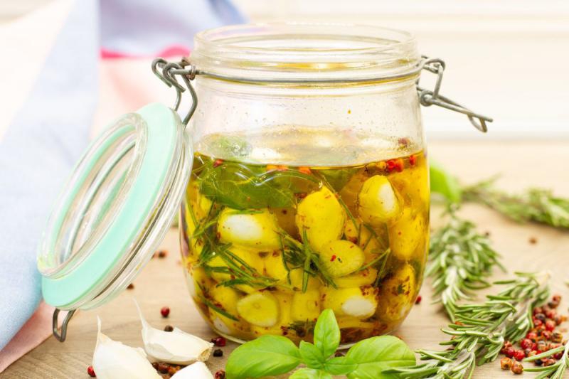 Marynowana mozzarella