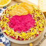 Hummus z burakiem...