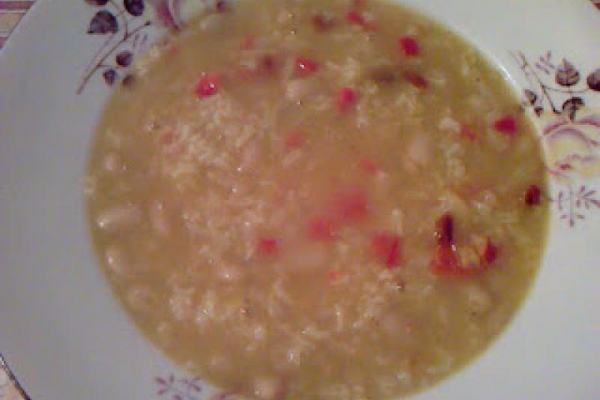 Zupa Fasolowa z ryżem