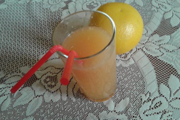 sok z grapefruita słodzony syropem klonowym