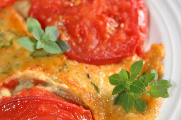 Omlet ze świeżymi pomidorami