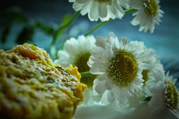Warzywne klopsiki z sosem paprykowym -gotowane na parze (wege)