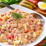 Sałatka z szynką i...