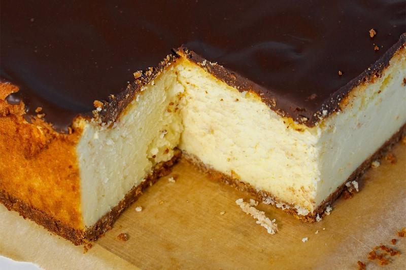 Sernik na spodzie z ciasteczek