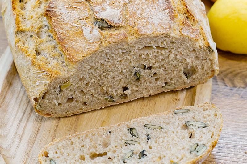 Prosty przepis na domowy chleb z naczynia