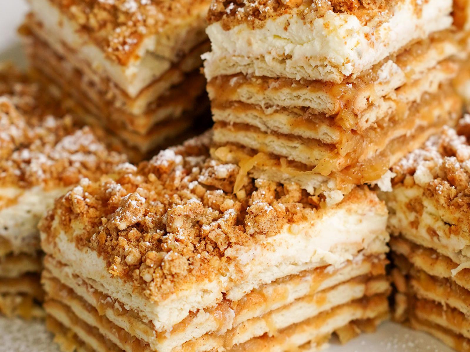 Ciasto z jabłkami bez pieczenia 