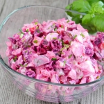 Sałatka jajeczna z...