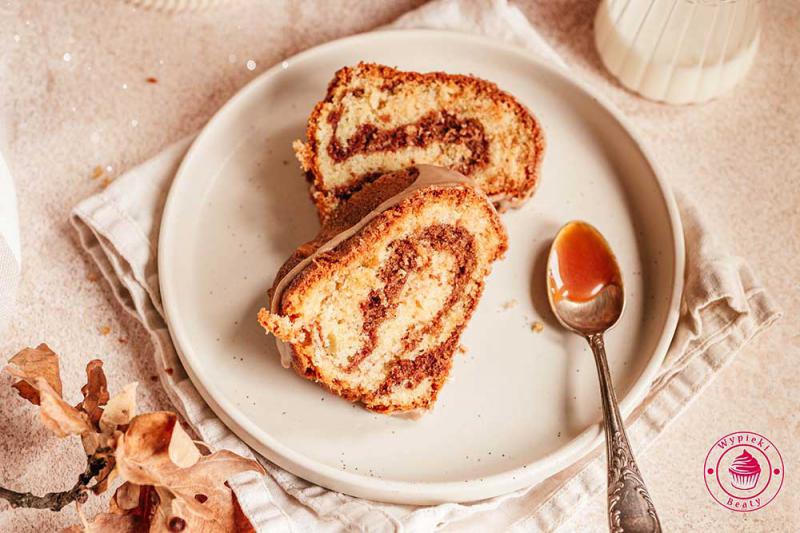 Maślana babka cynamonka