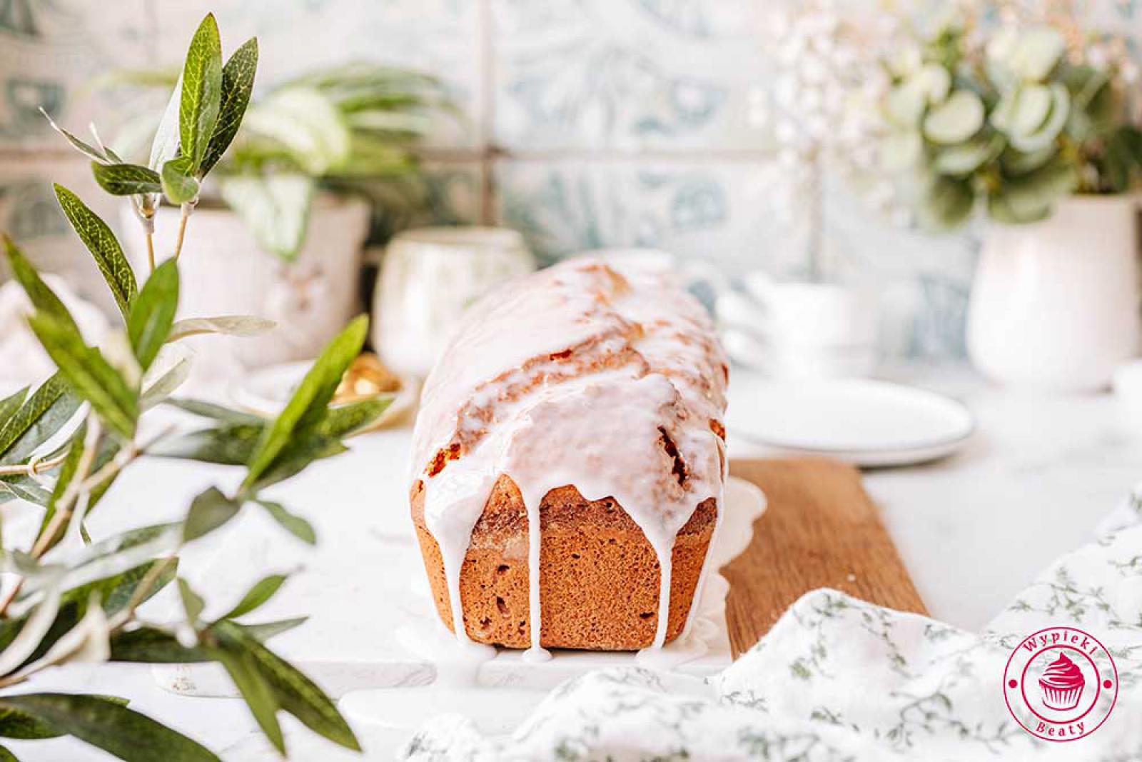 Proste ciasto ananasowe