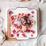 Ciasto blondie z malinami