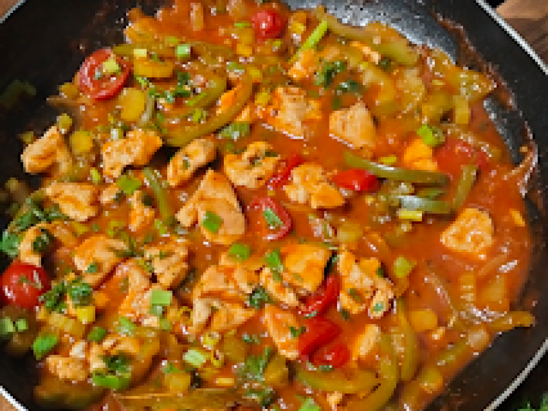 Dietetyczny Kurczak Etouffee z Kuchni Kreolskiej