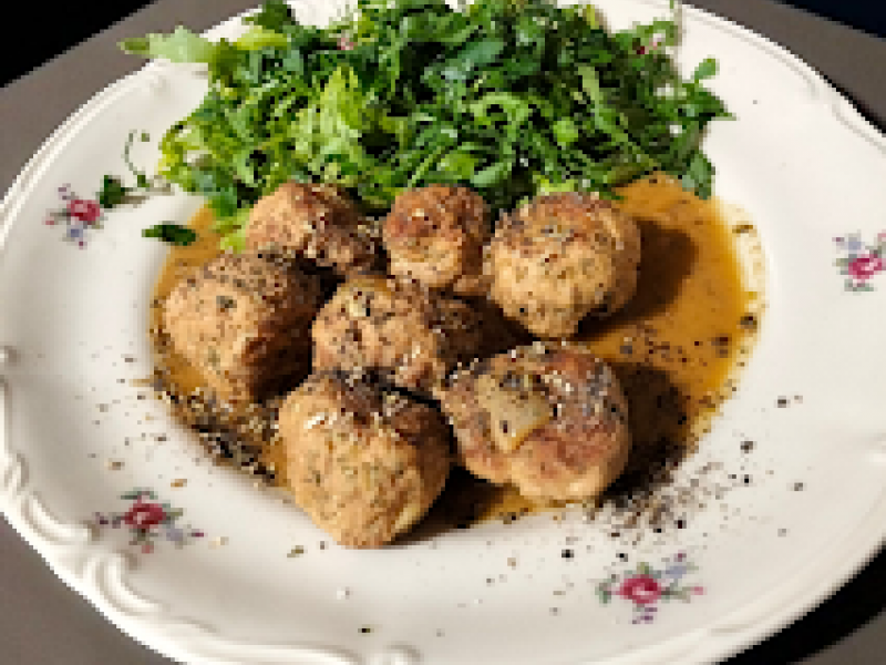 Keto Klopsiki w Sosie