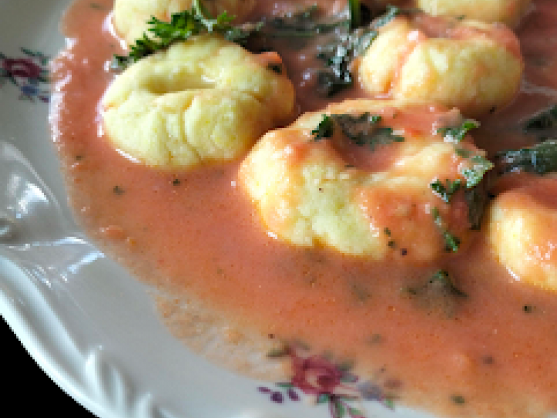 Kluski Śląskie w Wersji Keto w Sosie