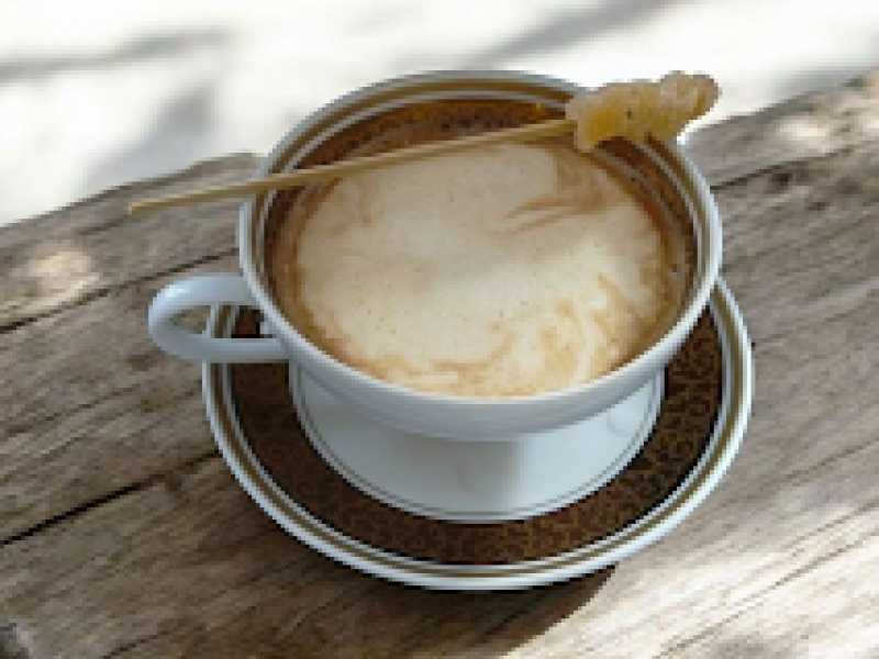 Kawa z Koglem- Moglem :Ciepły Uścisk Tradycji