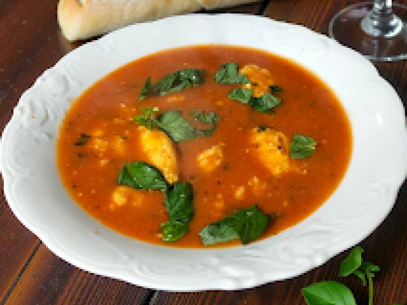 Zupa Pomidorowa z Keto Twarogowymi Kluseczkami