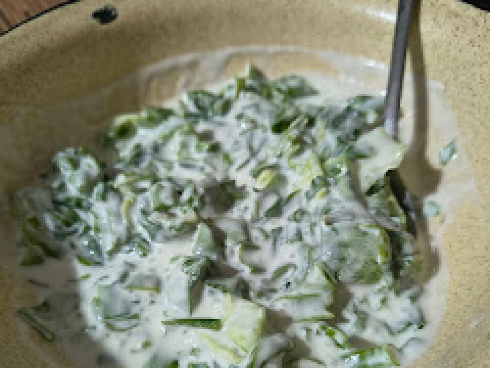Sałata w Śmietanie po Niemiecku czyli Kapfsalat in Schmand