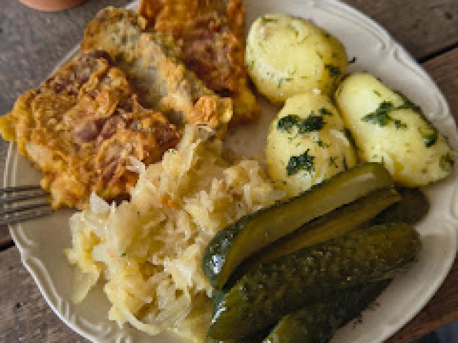 Backfisch - Chrupiąca Ryba z Niemieckiej Budki z Przekąskami