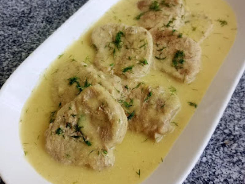 Polędwica w sosie cebulowym