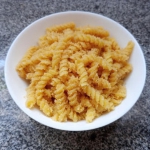 Makaron z bułką tartą