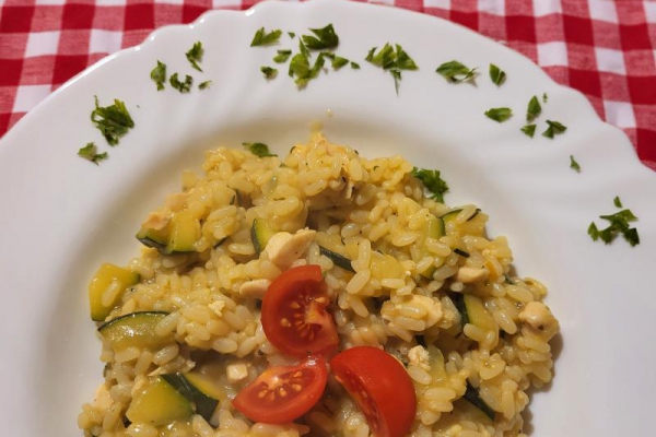 Risotto z kurczakiem i cukinią