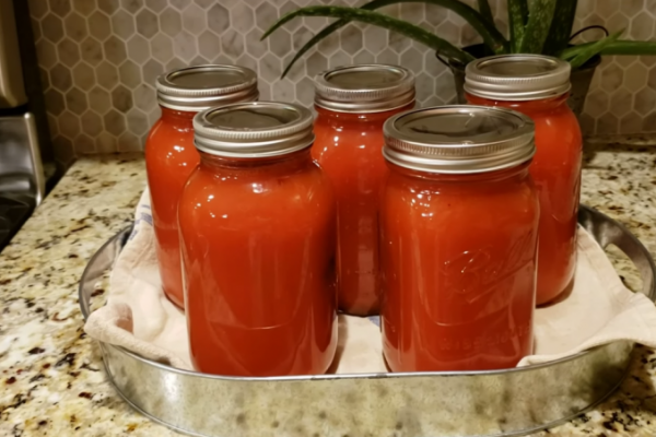 Sos pomidorowy do słoików
