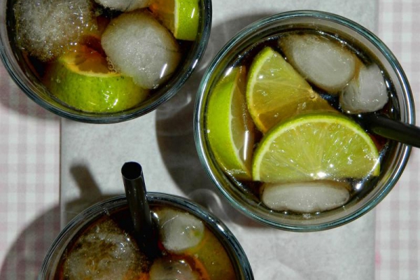 DRINK  CUBA LIBRE