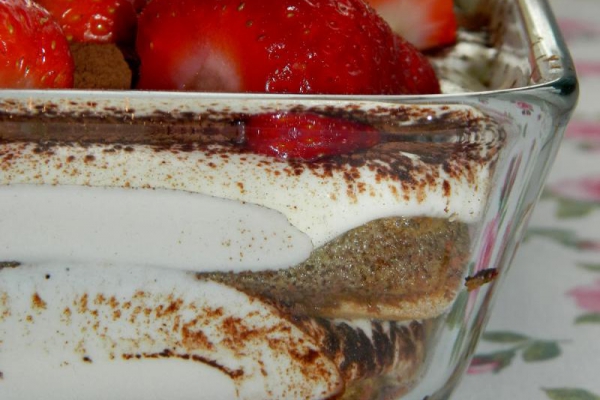 TIRAMISU Z TRUSKAWKAMI