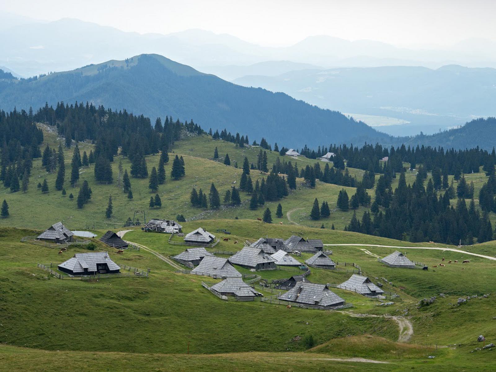 VELIKA PLANINA I GRADIŠČE – TREKKING W SŁOWENII – DOJAZD, PARKINGI, INFORMACJE PRAKTYCZNE