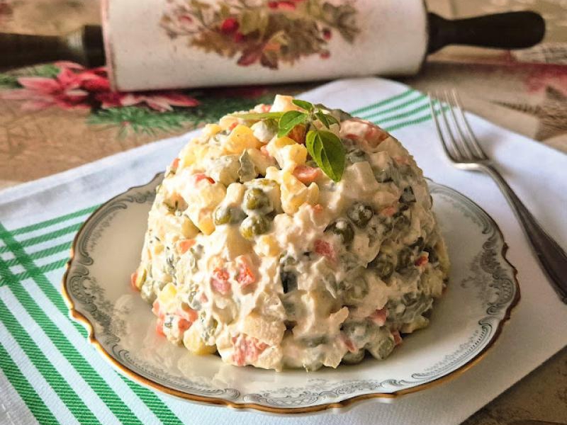 Sałatka jarzynowa tradycyjna