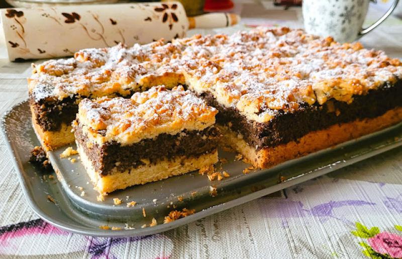 Makowiec z kruszonką