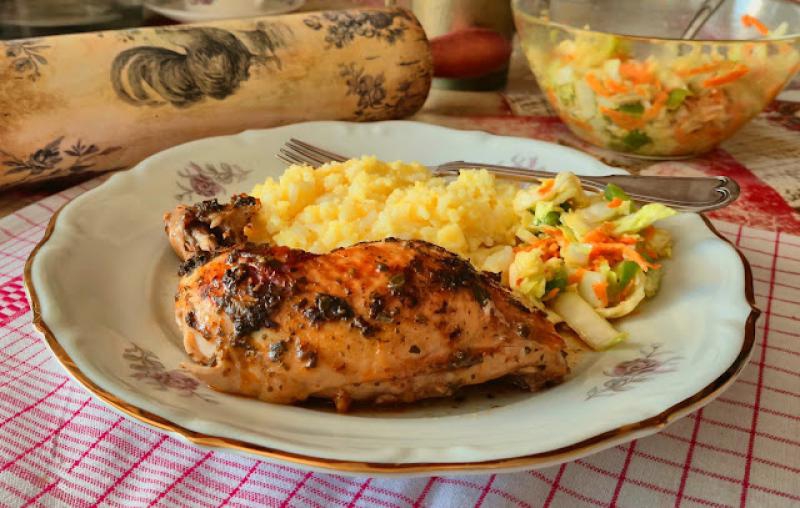 Kurczak pieczony w marynacie keczupowej