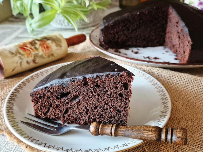 Murzynek z polewą czekoladową