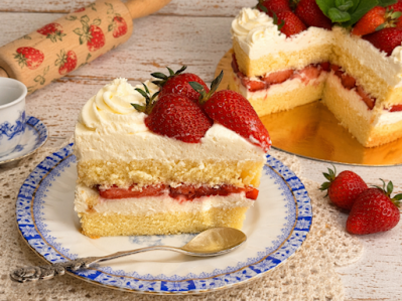 Tort truskawkowy