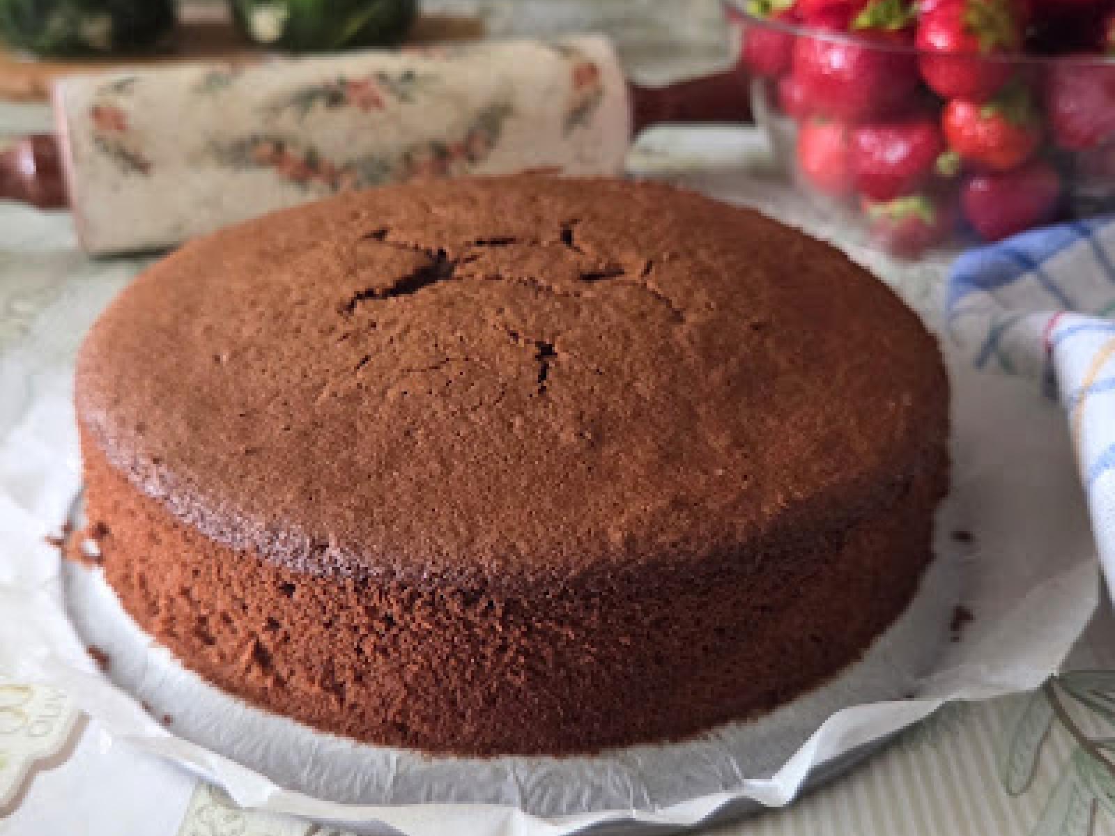 Mały biszkopt keksowy czekoladowy