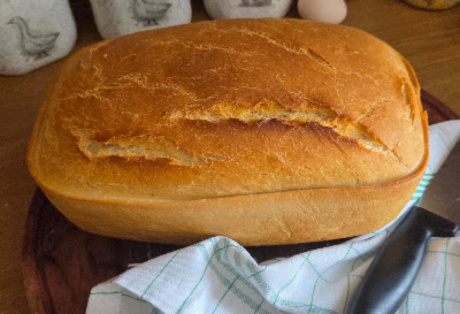 Chleb z naczynia żaroodpornego