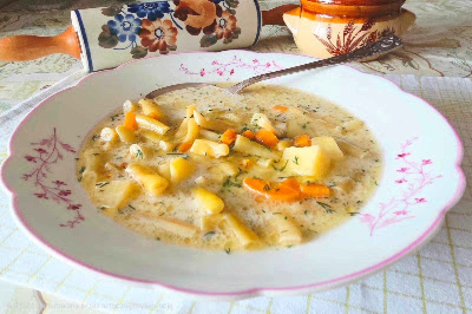 Zupa jarzynowa z fasolką szparagową