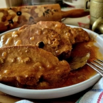 Schab duszony w sosie...