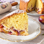 Babka ze śliwkami