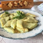 Kopytka pietruszkowe –...