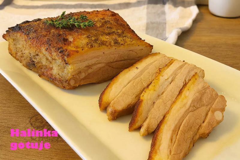 Boczek pieczony – domowy i pachnący, aż ciężko mu się oprzeć