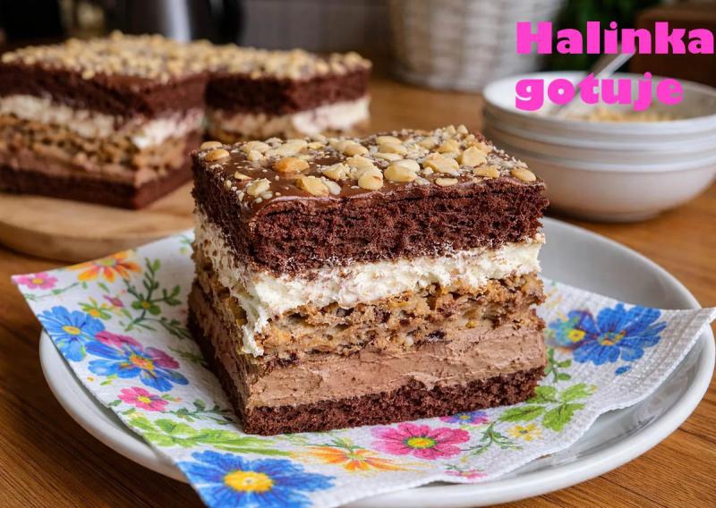 Ciasto Knoppers – warstwowy przekładaniec z kremem i wafelkami