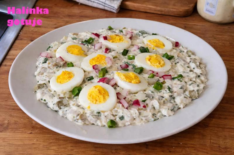 Jajka w sosie tatarskim – idealna przystawka na święta i rodzinne spotkania
