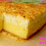 Sernik z bezą kokosową...