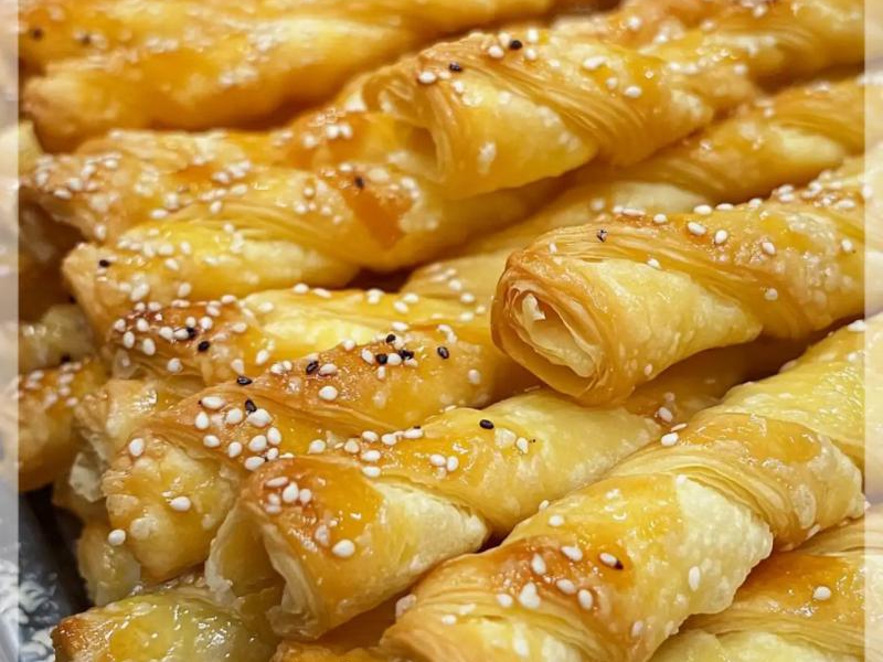 Paluszki serowe z ciasta francuskiego przepis – odkryj smak!
