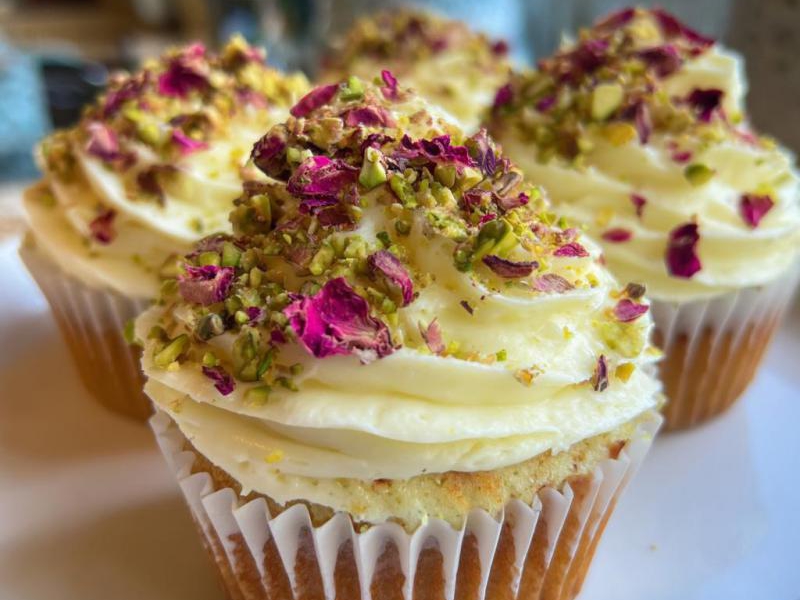 Rose and Pistachio Cupcakes: 5 Irresistible Treats to Try
