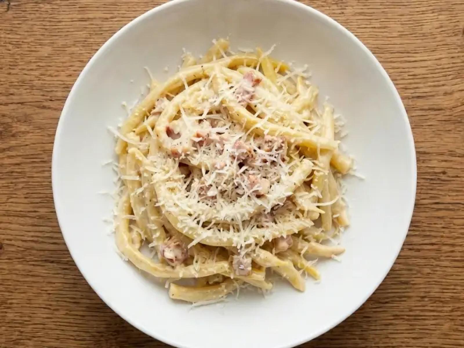 Fasolka szparagowa a la carbonara z boczkiem