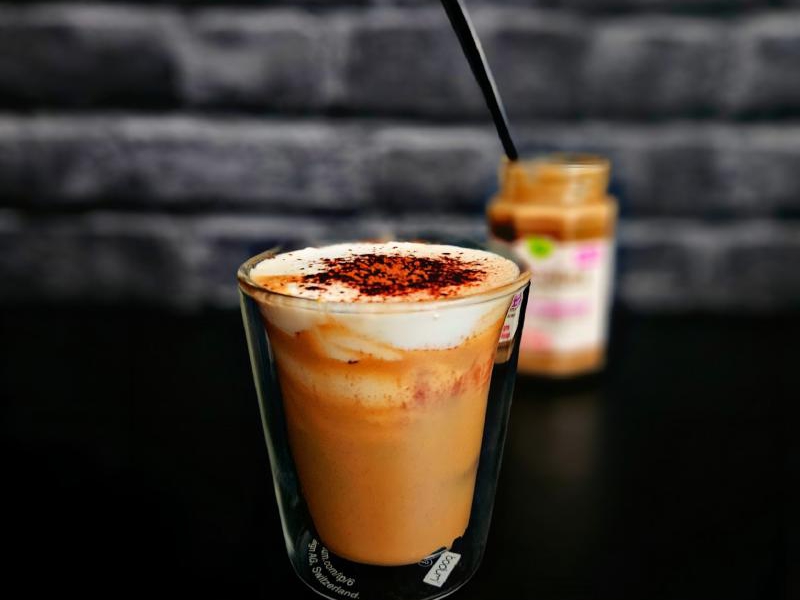 Orzechowe Espressino – włoski deser w filiżance