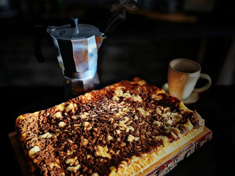 Sernik krakowski – klasyczny przepis z kratką