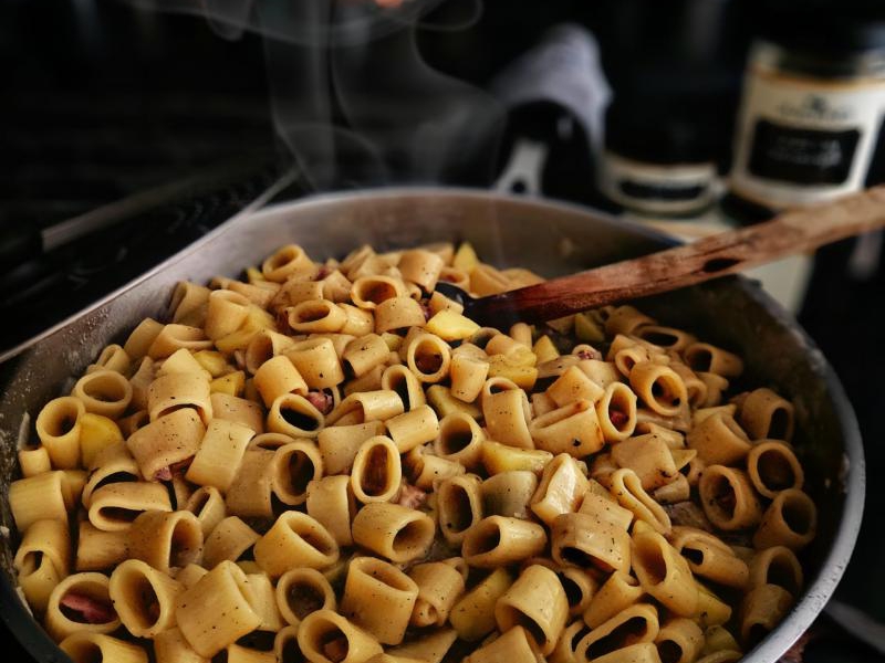 Pasta alla Silana z czarnym czosnkiem