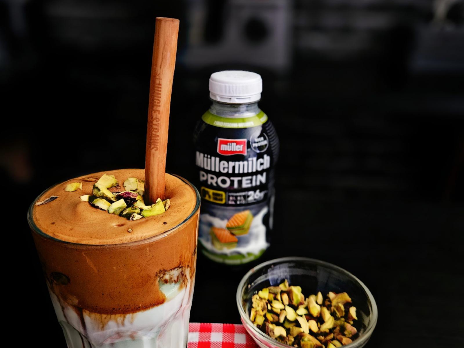 Pistacjowe MüllerMilch Protein Shake Frappe
